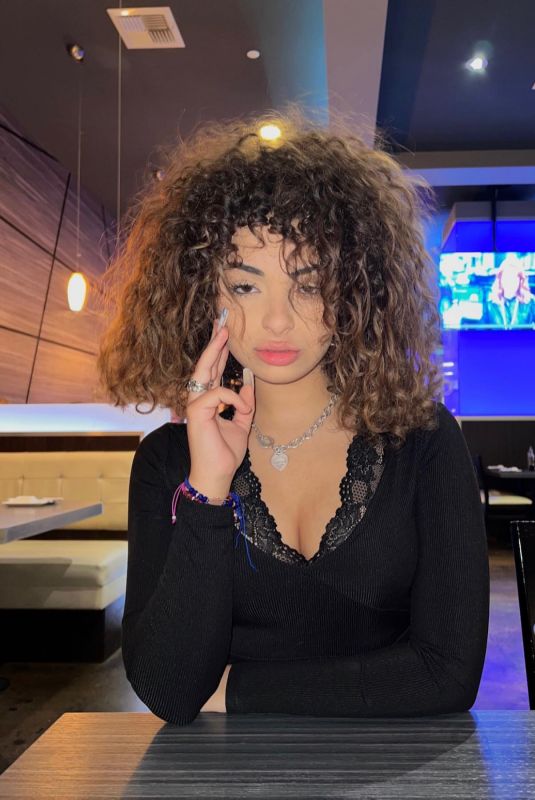 DEVENITY PERKINS - Instagram Photos 12/28/2021