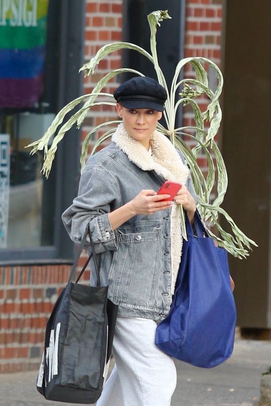 DIANE KRUGER Out Shopping in New York 12/15/2021