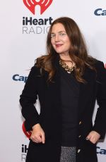 DREW BARRYMORE at Iheartradio Z100 Jingle Ball 2021 at Madison Square Garden 12/10/2021