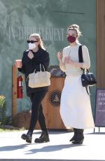 ELLE and DAKOTA FANNING Out for Smoothies in Studio City 12/20/2021
