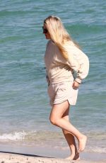 ELLIE GOULDING Out on the Beach in Miami 12/06/2021