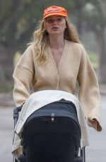 ELSA HOSK Out with Her Daughter and Mother in Pasadena 12/03/2021