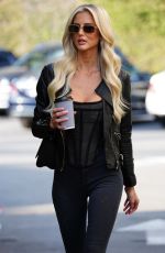 EMMA HERNAN Out for Lunch at Sunset Plaza in West Hollywood 12/03/2021