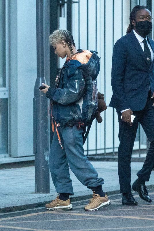 FKA TWIGS Out and About in London 12/10/2021