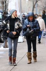 GOLDIE HAWN and ERIN BARTLETT Out Shopping in Aspen 12/23/2021