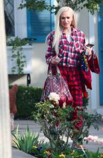 GWEN STEFANI Out and About in Los Angeles 12/05/2021