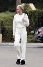 HEATHER RAE YOUNG Leaves a Gym in Newport Beach 12/23/2021