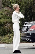 HEATHER RAE YOUNG Leaves a Gym in Newport Beach 12/23/2021