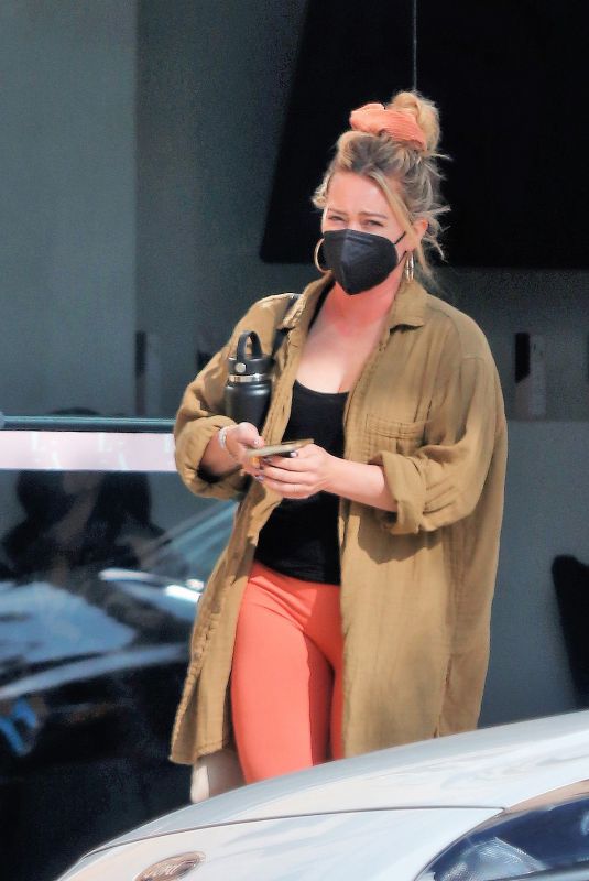 HILARY DUFF Leaves a Salon in Los Angeles 12/08/2021