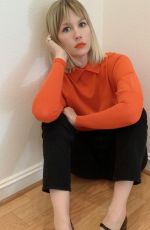 JANUARY JONES - Instagram Photos 12/04/2021