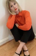 JANUARY JONES - Instagram Photos 12/04/2021