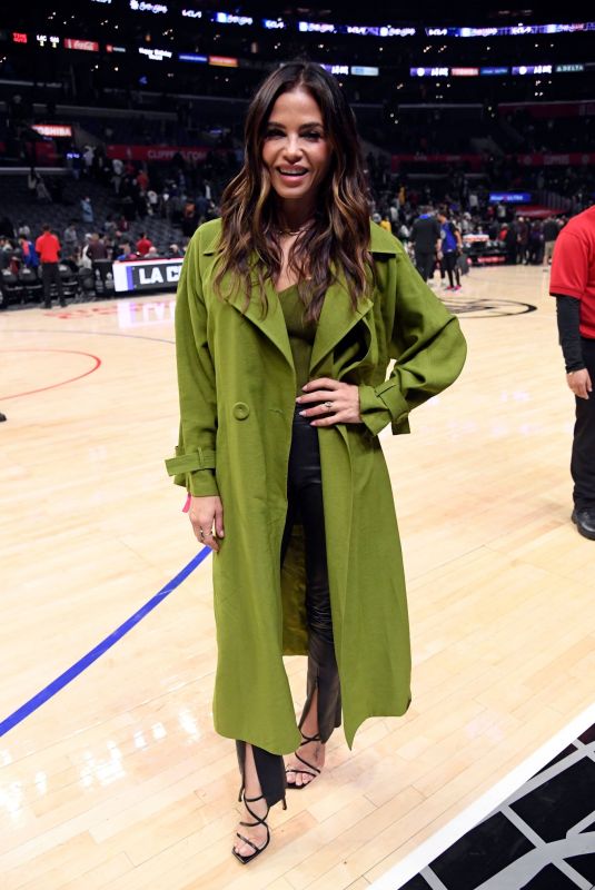 JENNA DEWAN at San Antonio Spurs v Los Angeles Clippers Game 12/20/2021