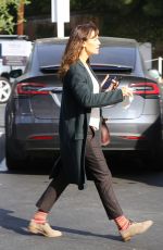 JENNIFER GARNER Out for a Business Meeting in Brentwood 12/06/2021