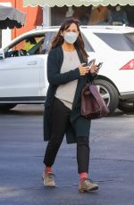JENNIFER GARNER Out for a Business Meeting in Brentwood 12/06/2021
