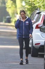 JENNIFER GARNER Out Hiking with a Friend in Brentwood 12/01/2021