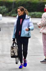 JENNIFER GARNER Out in Brentwood 12/25/2021