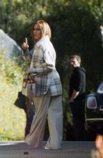 JENNIFER LOPEZ Heading to a Photoshoot in Los Angeles 12/08/2021