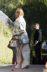JENNIFER LOPEZ Heading to a Photoshoot in Los Angeles 12/08/2021