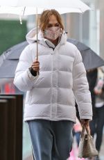JENNIFER LOPEZ Out for Last Minute Christmas Shopping at Westfield Mall 12/23/2021