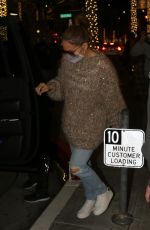 JENNIFER LOPEZ Shopping at Christian Dior in Beverly Hills 12/17/2021