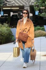 JESSICA ALBA Heading to Her Honest Company Headquarters in Playa Vista 12/20/2021