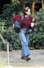 JESSICA ALBA Leaves Her Office in Los Angeles 12/15/2021
