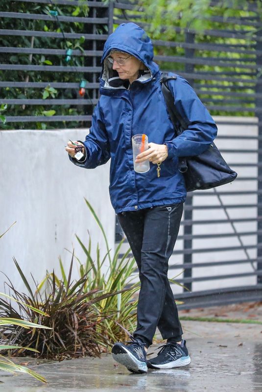 JODIE FOSTER Arrives at a Gym in Beverly Hills 12/29/2021