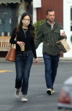 JORDANA BREWSTER and Mason Morfit Shopping at Brentwood Country Mart 12/17/2021