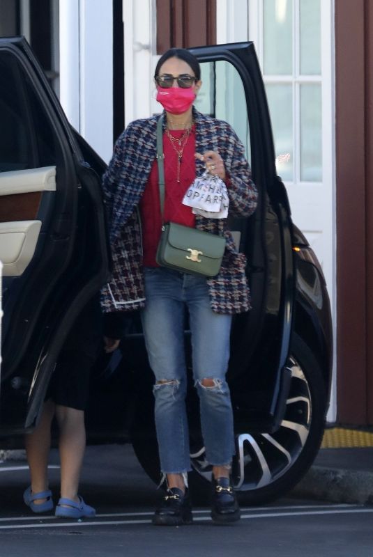 JORDANA BREWSTER Out and About in Brentwood 12/20/2021