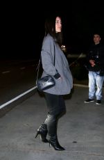 JULIA JONES Arrives at Jennifer Klein