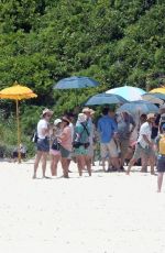 JULIA ROBERTS Out on the Beaches of the Gold Coast 12/15/2021