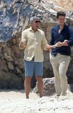 JULIA ROBERTS Out on the Beaches of the Gold Coast 12/15/2021