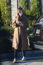 KATHERINE SCHWARZENEGGER Out for Christmas Shopping in Los Angeles 12/18/2021