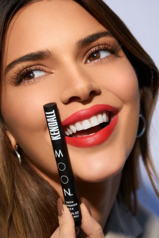 KENDALL JENNER for Moon x Odell Beckham 2021