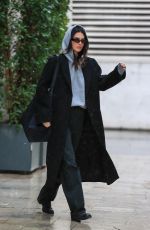 KENDALL JENNER Heading to FRWD Office in Beverly Hills 12/14/2021