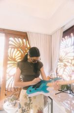 KENDALL JENNER Mixes 818 Tequila Cocktails at Seminole Hard Rock Hotel & Casino in Hollywood 12/07/2021
