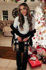 KENDALL VERTES - Instagram Photos 12/26/2021