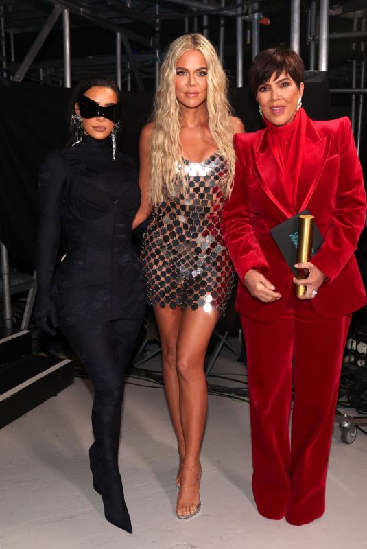 KIM and KHLOE KARDASHIAN and KRIS JENNER at 47th People