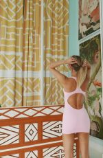 KIMBERLEY GARNER - Instagram Photos 12/29/2021