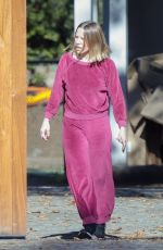KRISTEN BELL Outside Her House in Los Feliz 12/26/2021
