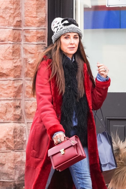 KYLE RICHARDS Out and About in Aspen 12/27/2021