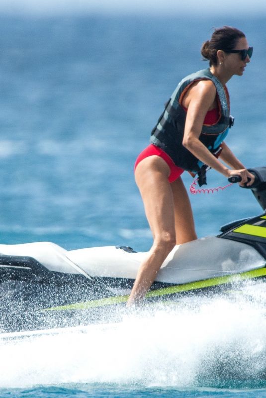 LAUREN SILVERMAN Jet Skiing in Barbados 12/24/2021