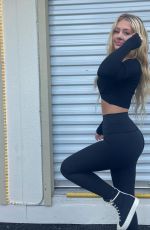 LEXI DREW - Instagram Photos 12/26/2021