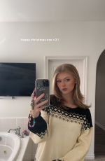 LOREN GRAY - Instagram Photos 12/25/2021