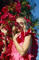 MADISON ISEMAN ini Grumpy Magazine, December 2021