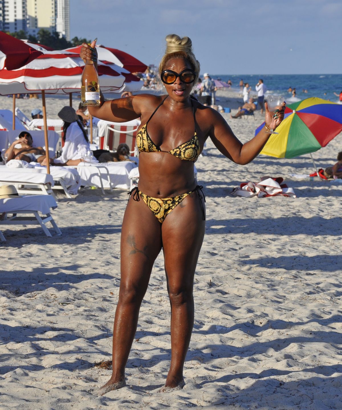MARY J. BLIGE in Bikini at a Beach in Miami 12/11/2021.