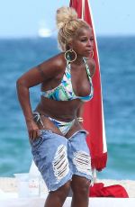 MARY J. BLIGE in Bikini on the Beach in Miami 12/06/2021