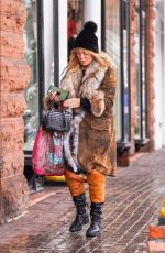 MELANIE GRIFFITH and GOLDIE HAWN Out for Lunch in Aspen 12/27/2021