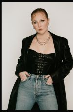 MOLLY QUINN for Viewties Magazine, December 2021
