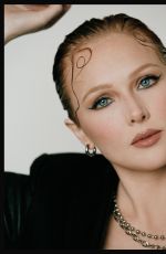 MOLLY QUINN for Viewties Magazine, December 2021